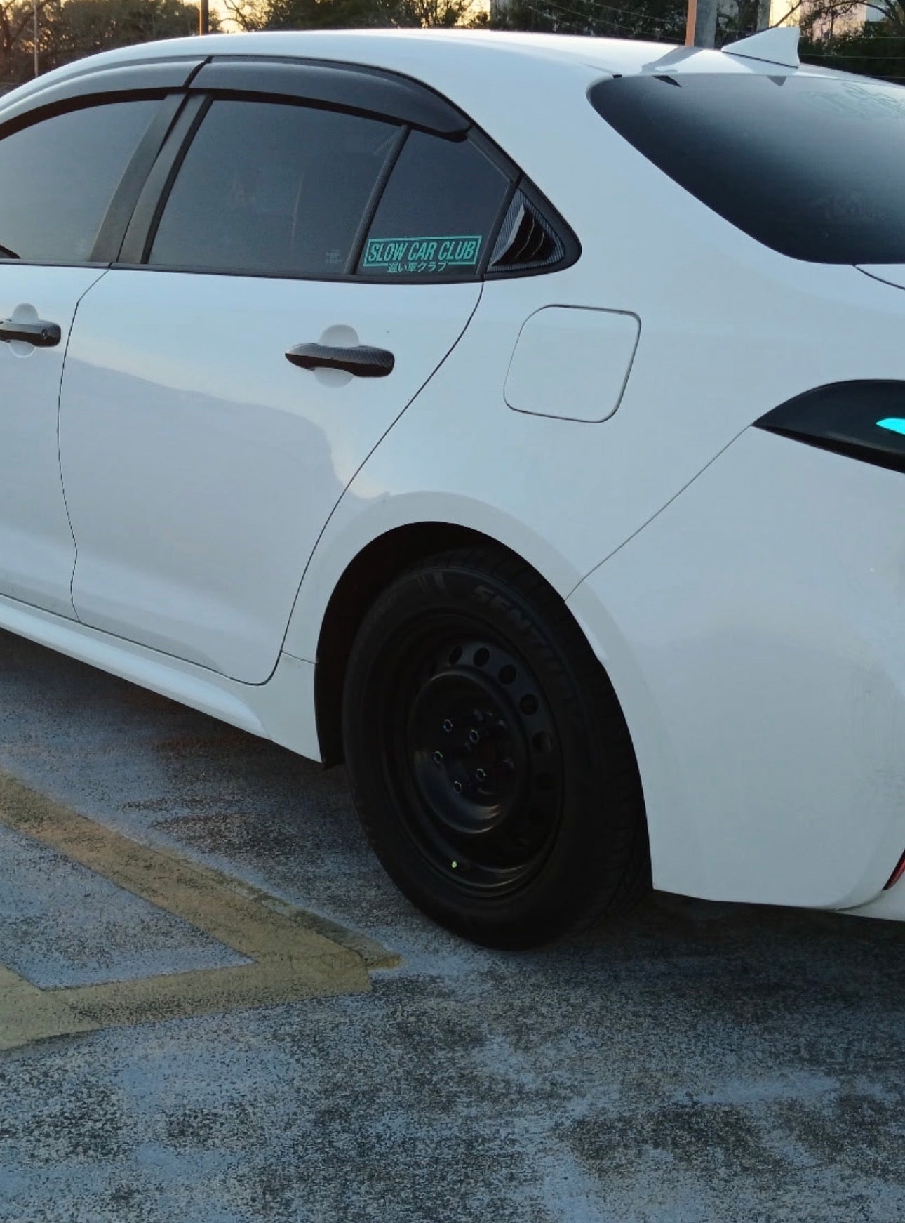 Custom Vinyl Decals in Tallahassee, FL | Business, Car, Truck, & Window Decals